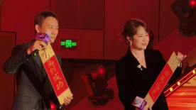 老汉聋动呻吟娇妻怀孕